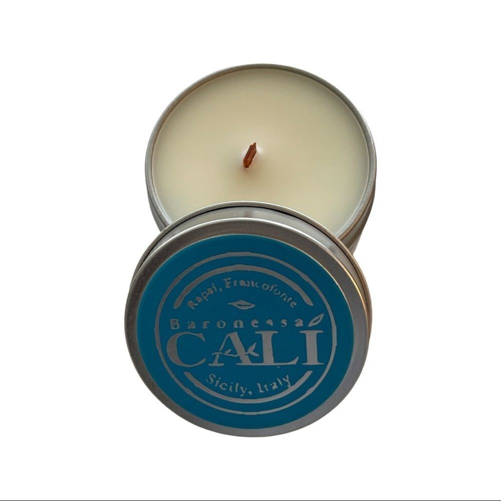 CALI COSMETICS • Scents of Sicily “Sardegna” Soy Candle in Decorative Tin - New
